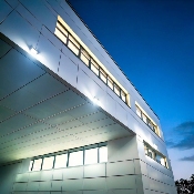 Projecteur LED Solid 150W 120lm/W IP65 S3